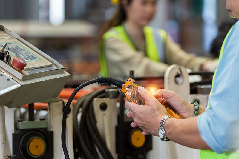 Overcoming the Manufacturing Talent Shortage: Automation & Efficiency